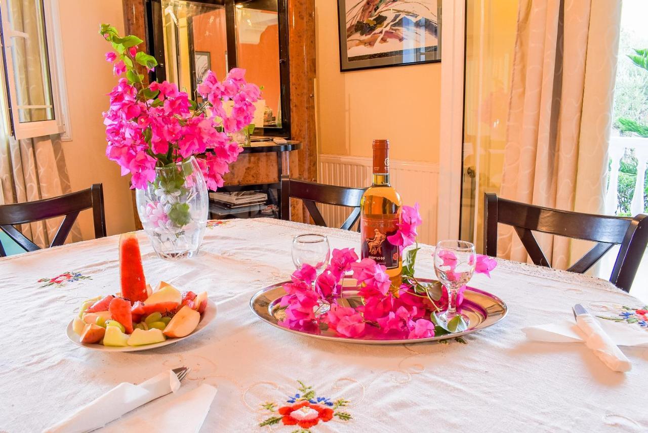 Vicky'S Village Private House Fiolitis Ngoại thất bức ảnh