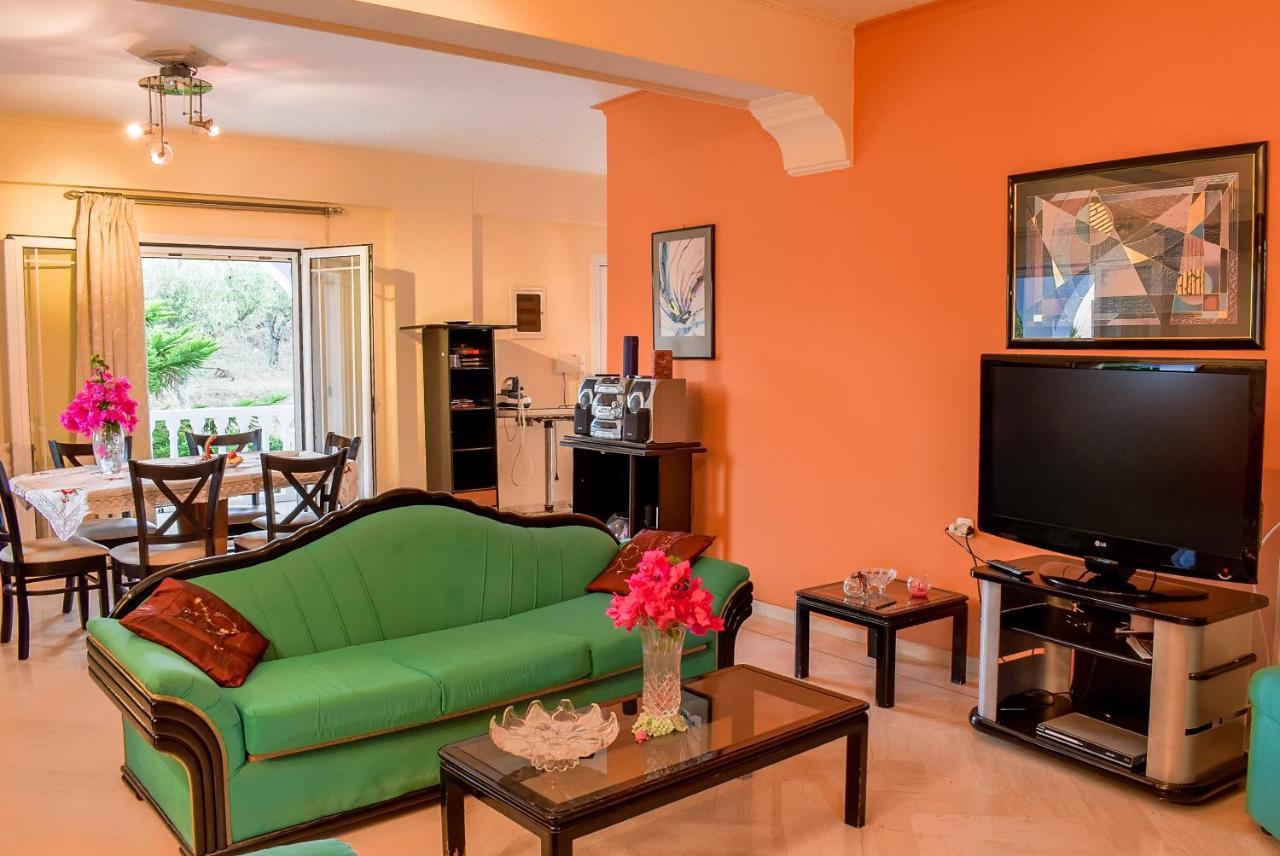 Vicky'S Village Private House Fiolitis Ngoại thất bức ảnh